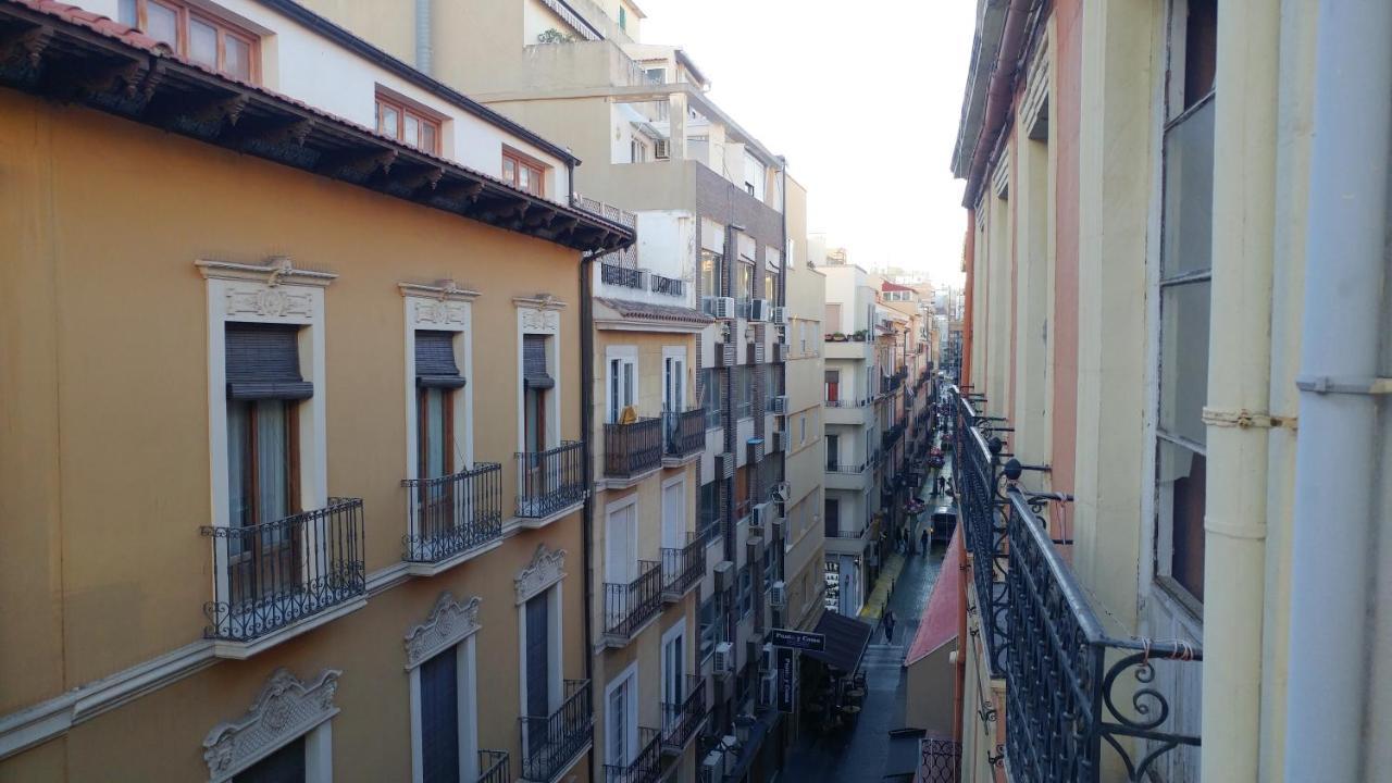 San Francisco 10 - 6 Apartamentos Boutique En El Centro - Playa Postiguet Alicante Bagian luar foto