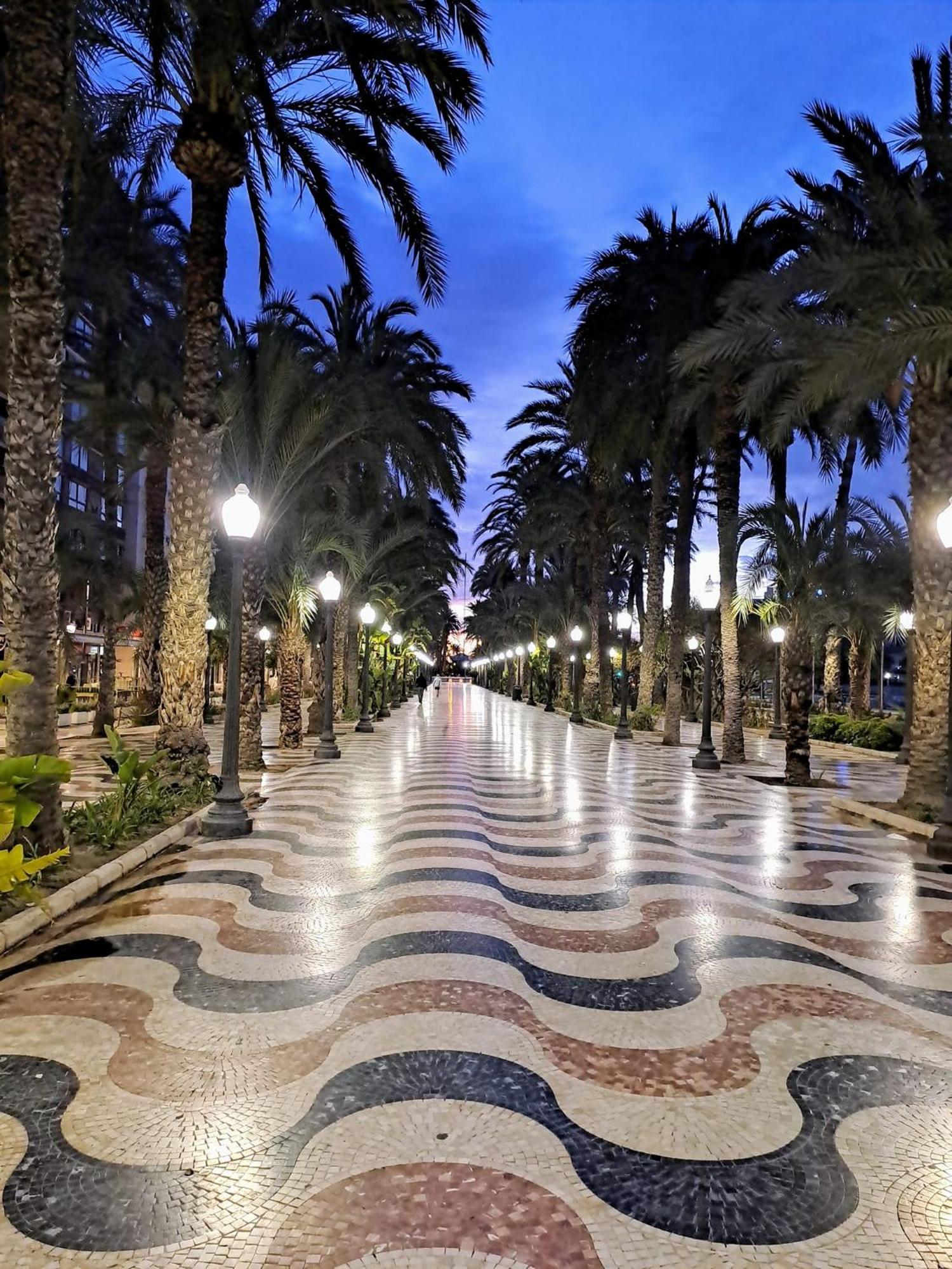 San Francisco 10 - 6 Apartamentos Boutique En El Centro - Playa Postiguet Alicante Bagian luar foto